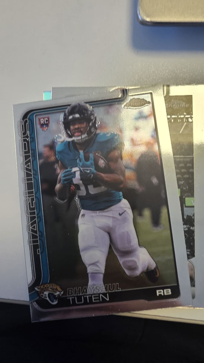 2025 Topps Chrome Bhayshul Tuten #389
