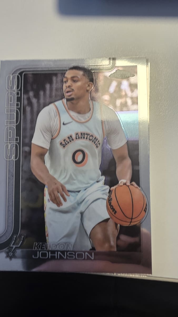 2025 Topps Chrome Keldon Johnson #220